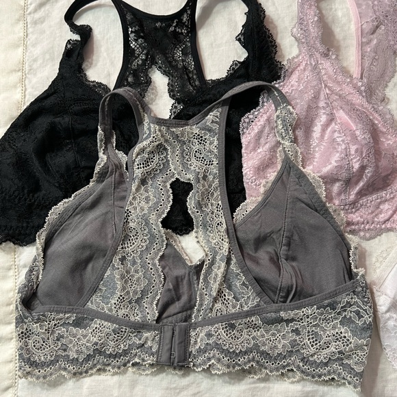 4 Lace Felina Bras Sz M - Picture 6 of 6
